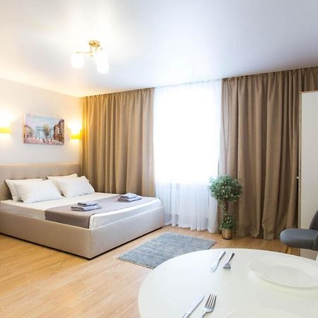 Apartment In The City Center - Gimnasiyna Naberezhna 24A-1 Charkov Exteriér fotografie