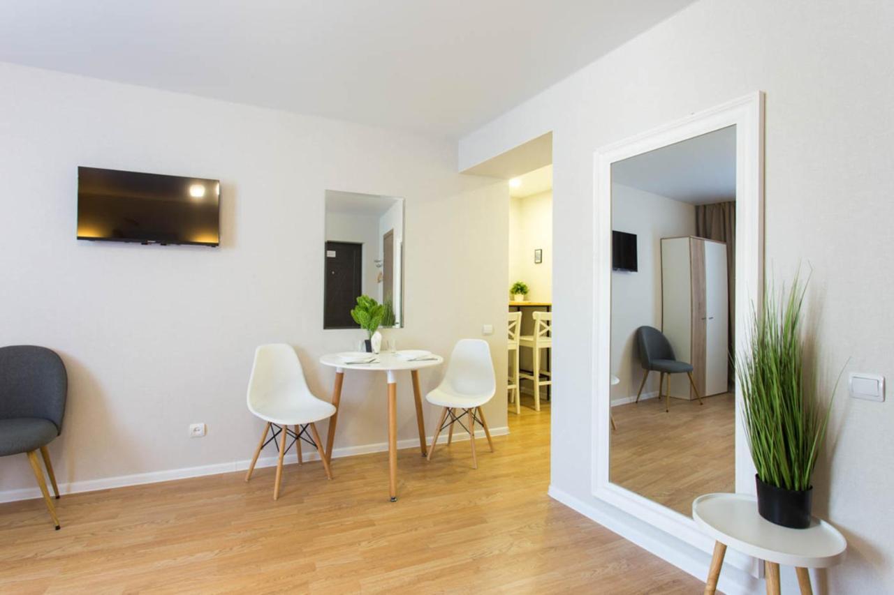 Apartment In The City Center - Gimnasiyna Naberezhna 24A-1 Charkov Exteriér fotografie