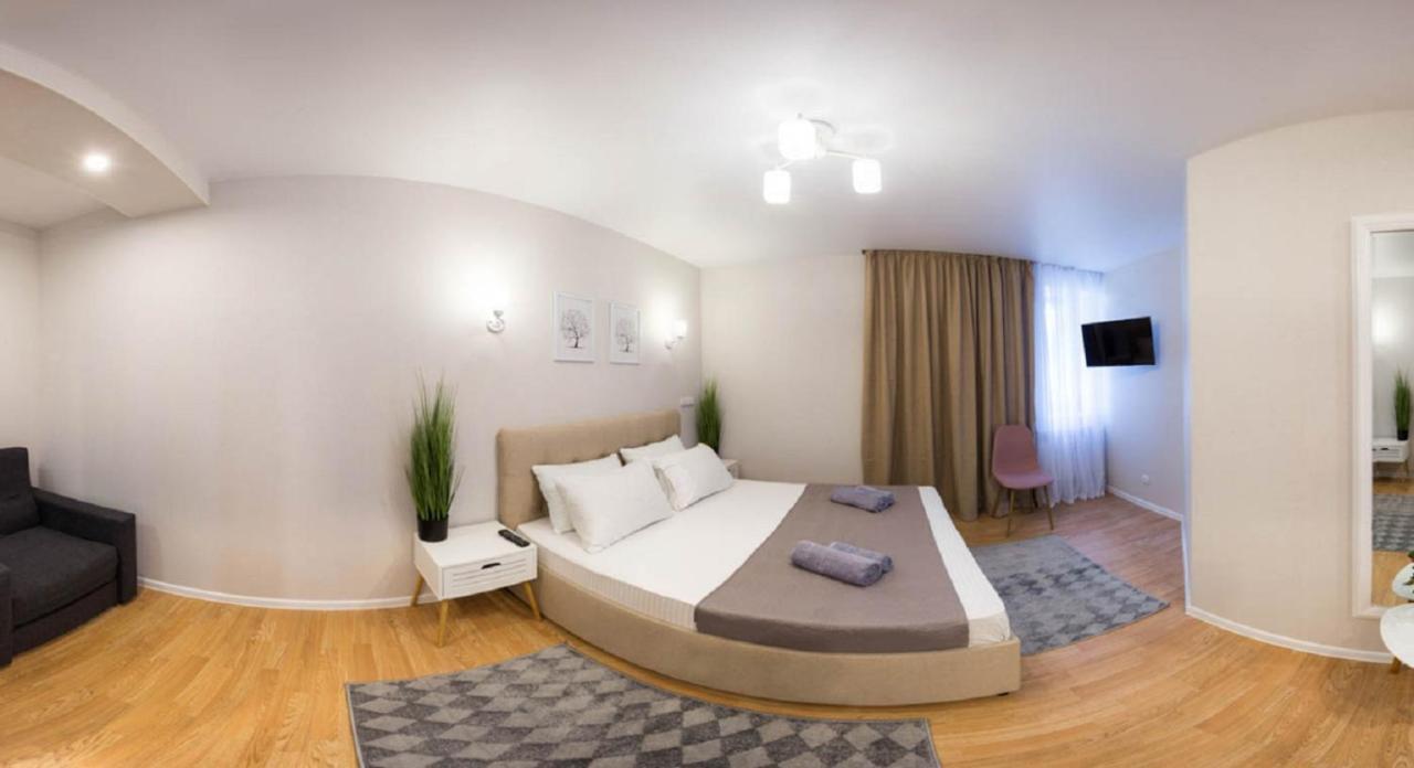 Apartment In The City Center - Gimnasiyna Naberezhna 24A-1 Charkov Exteriér fotografie