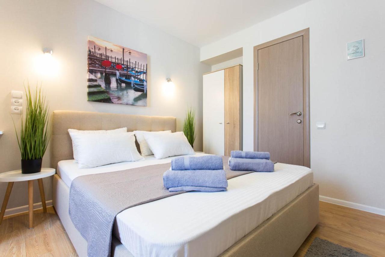 Apartment In The City Center - Gimnasiyna Naberezhna 24A-1 Charkov Exteriér fotografie