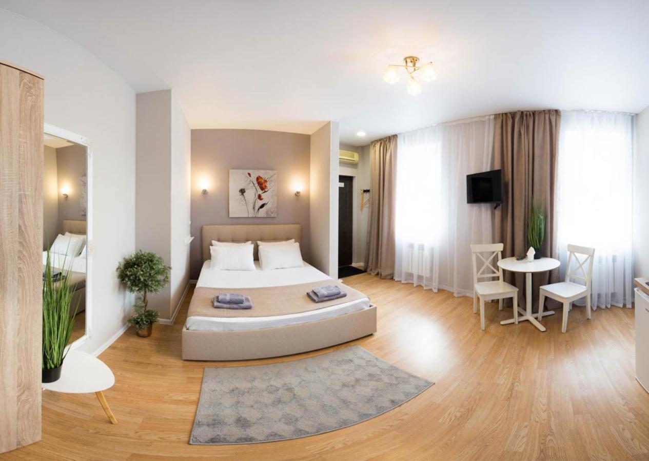Apartment In The City Center - Gimnasiyna Naberezhna 24A-1 Charkov Exteriér fotografie
