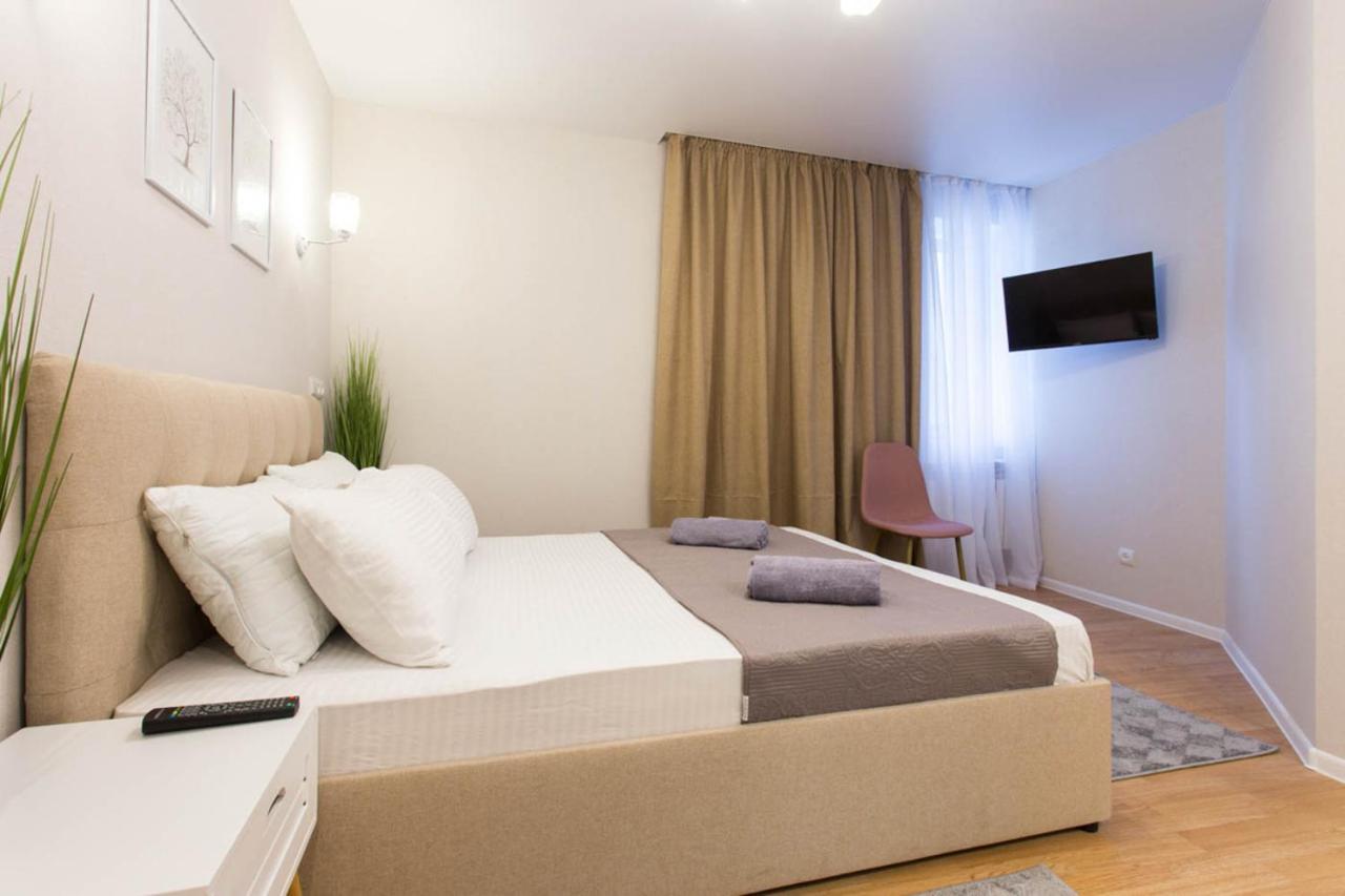 Apartment In The City Center - Gimnasiyna Naberezhna 24A-1 Charkov Exteriér fotografie