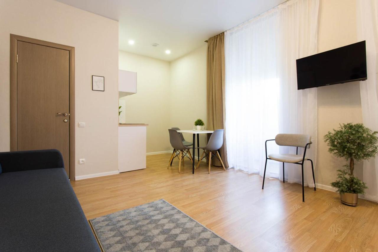 Apartment In The City Center - Gimnasiyna Naberezhna 24A-1 Charkov Exteriér fotografie