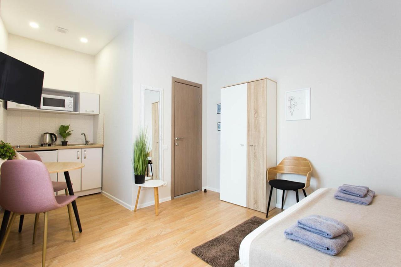 Apartment In The City Center - Gimnasiyna Naberezhna 24A-1 Charkov Exteriér fotografie