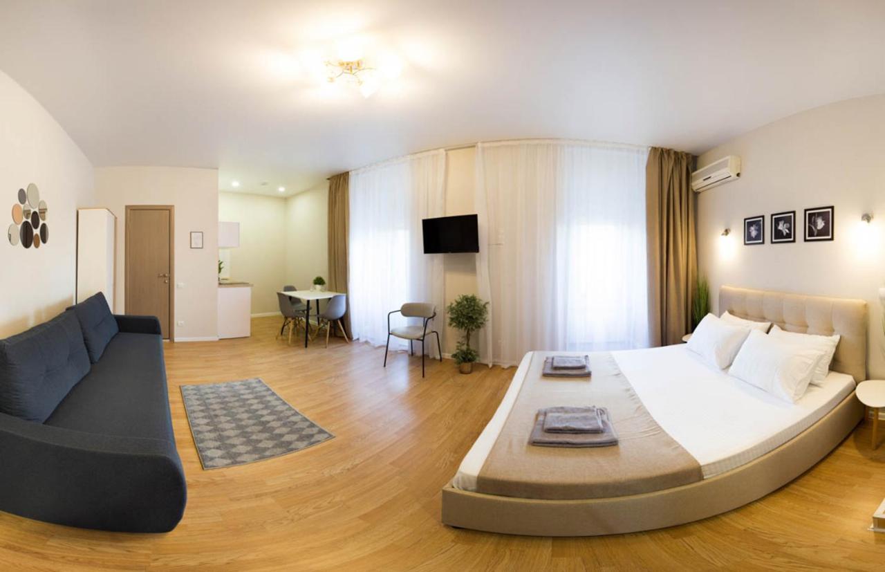 Apartment In The City Center - Gimnasiyna Naberezhna 24A-1 Charkov Exteriér fotografie